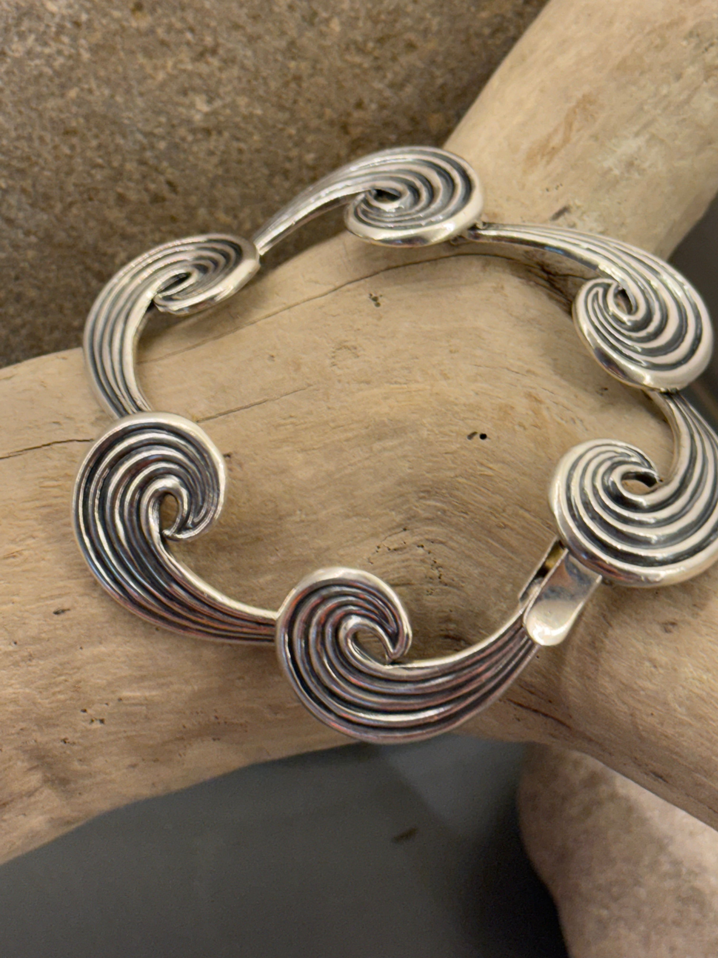 Vintage sterling silver wave cuff bracelet, made in mexico, circa 1950