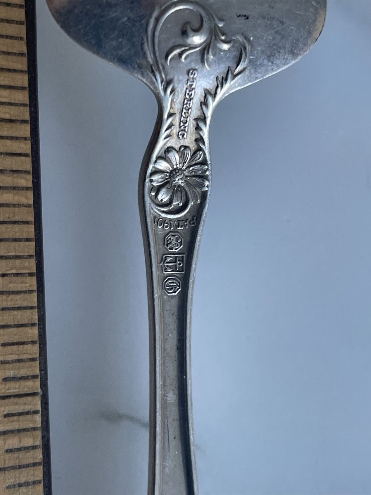 Marguerite by Gorham Sterling Silver Serving Fork Splayed Tines 5.8"Floral 1901