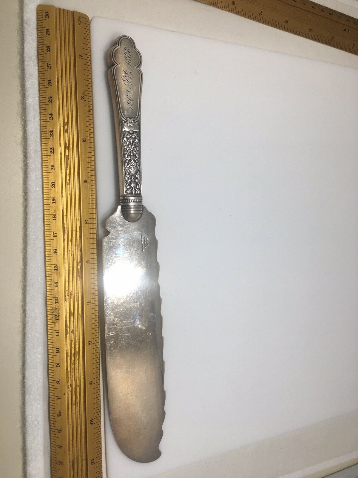 Rare Gorham Old Medici Solid Sterling Silver Ice Cream Slicer 12 inches C 1888