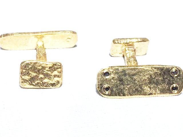 Gold and diamond bar cufflinks