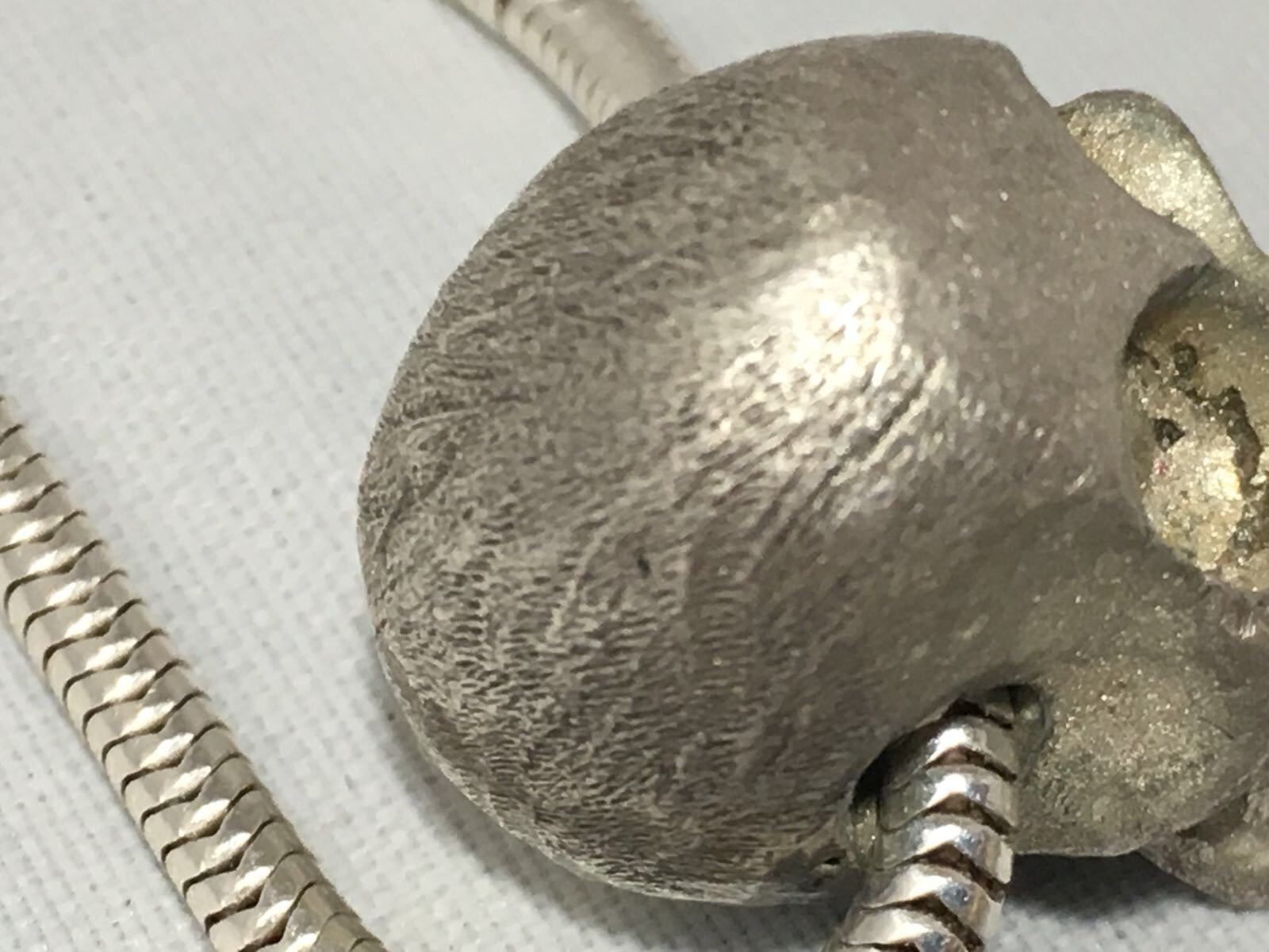 Felix - Diamond Encrusted Skull Necklace